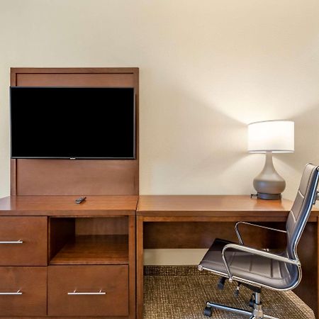 Comfort Suites San Antonio Ft Sam Houston-Sammc Area Bagian luar foto