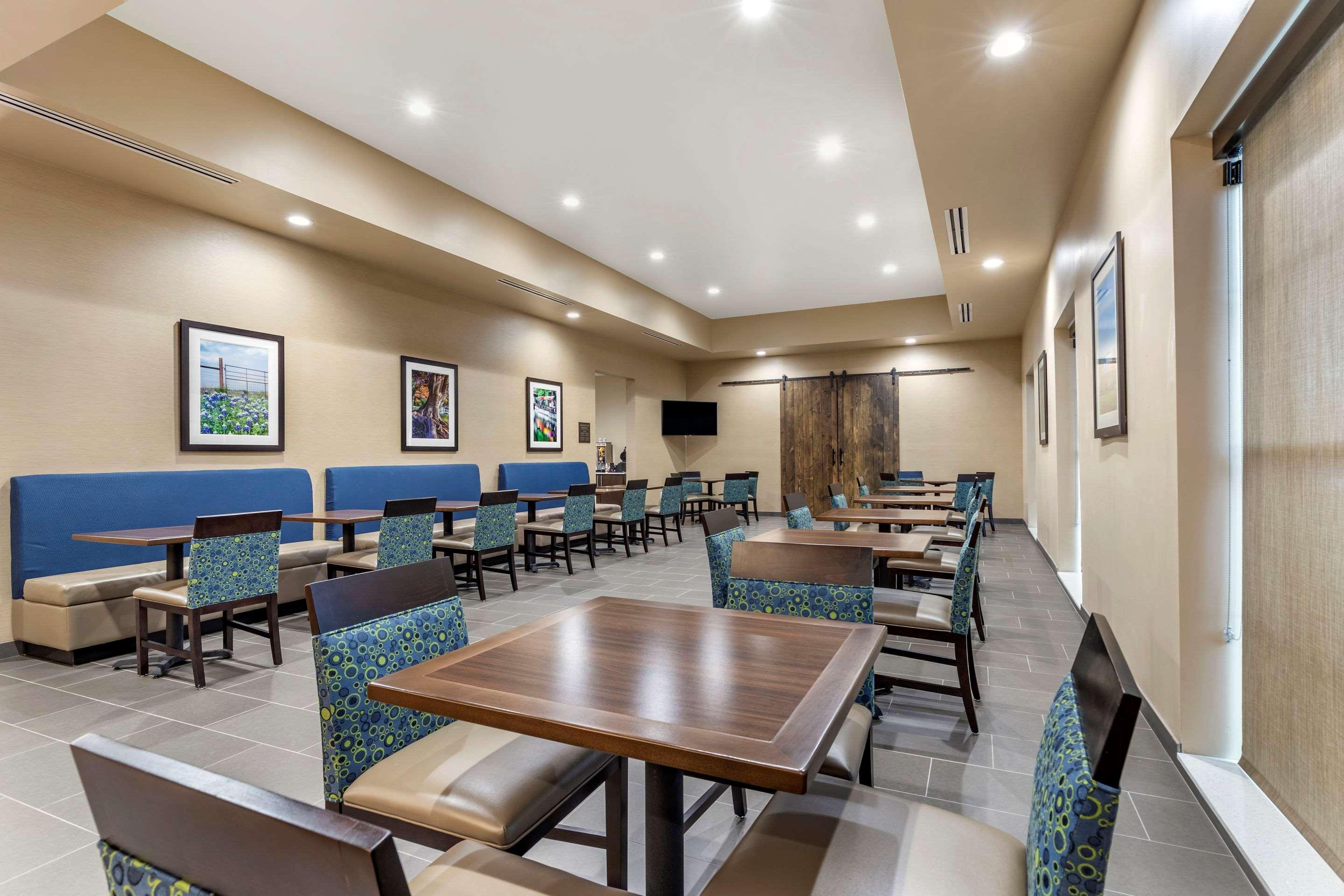 Comfort Suites San Antonio Ft Sam Houston-Sammc Area Bagian luar foto